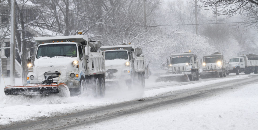 Photo gallery Snow blankets Lawrence News, Sports, Jobs Lawrence JournalWorld news